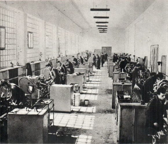 Radni pogon fabrike "Radoje Dakić"